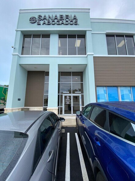 Primary Photo Of 10508 N Kendall Dr, Miami General Retail For Lease