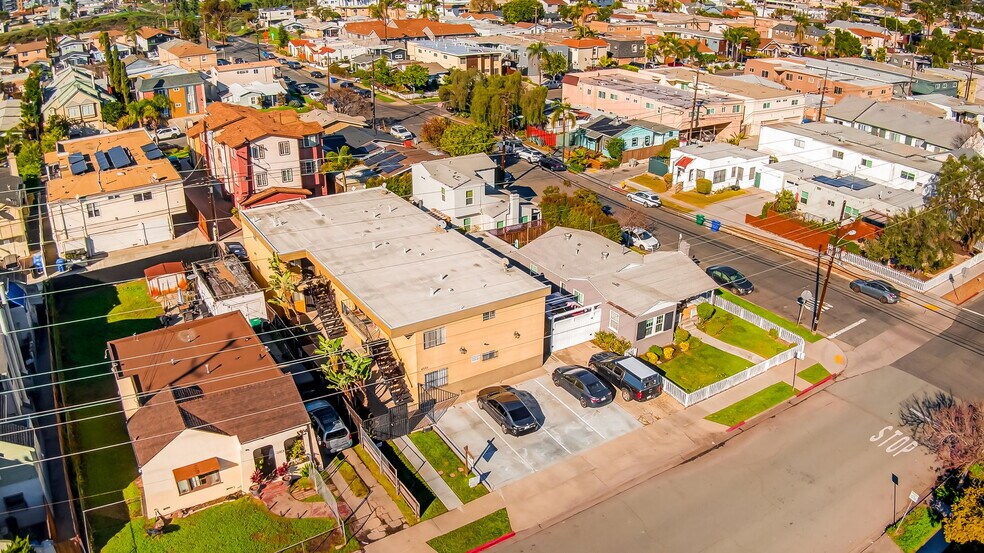 More Photos Of 4580 33rd St, San Diego Apartments For Sale