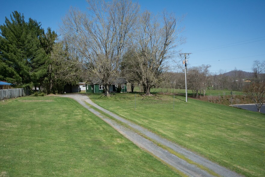 More Photos Of 2775 Jefferson St, Lewisburg Land For Sale