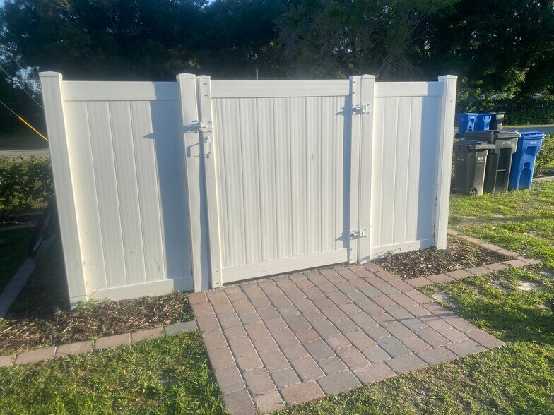 More Photos Of 8035 Gardner Rd, Tampa Manufactured Housing Mobile Home Park For Sale