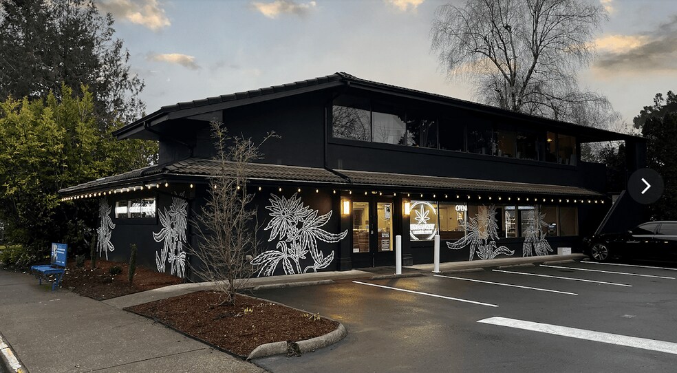 More Photos Of 11030 SW Capitol Hwy, Portland Medical For Lease