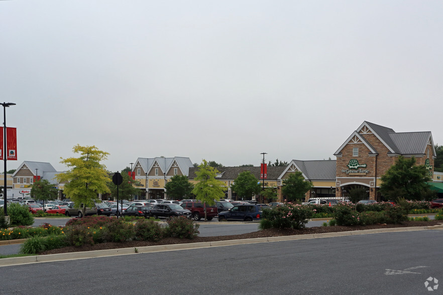 Primary Photo Of 18101-18181 Town Center Dr, Olney Unknown For Lease