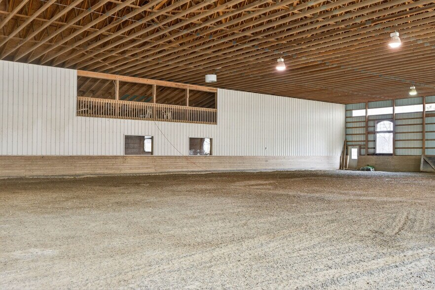 More Photos Of 2121 Church View Rd, Coopersburg Horse Stables For Sale
