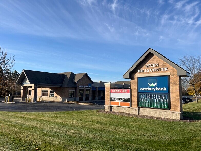 More Photos Of 1195 E Commerce Blvd, Slinger Unknown For Lease