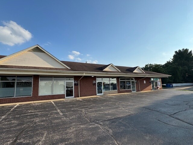 More Photos Of 1630 Schiller Ave, Cuyahoga Falls Office For Lease