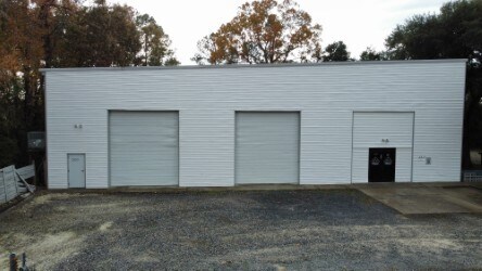 More Photos Of 3337 Business Cir, North Charleston Warehouse For Lease