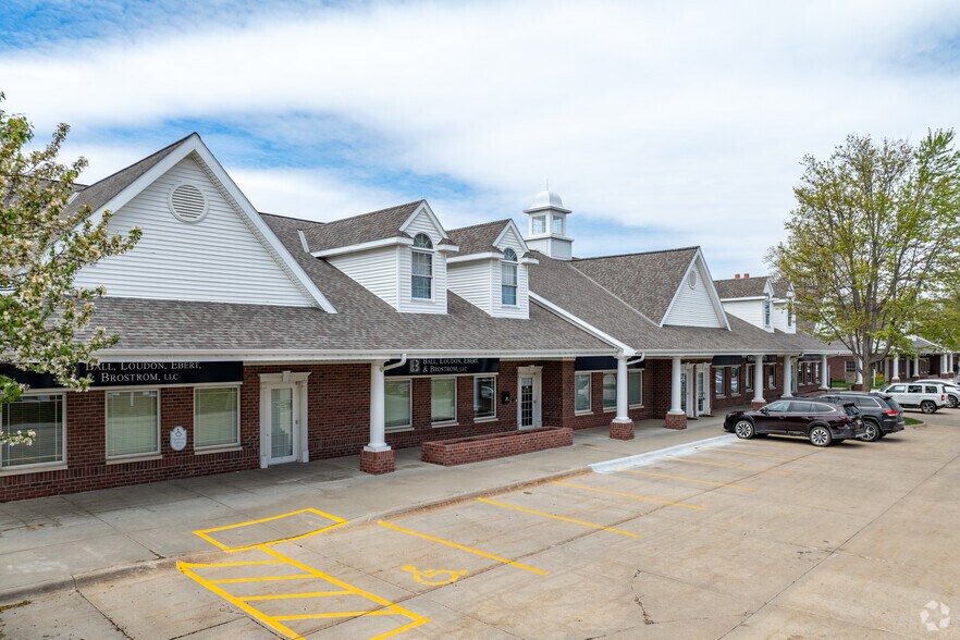 Primary Photo Of 5733 S 34th St, Lincoln Office For Lease