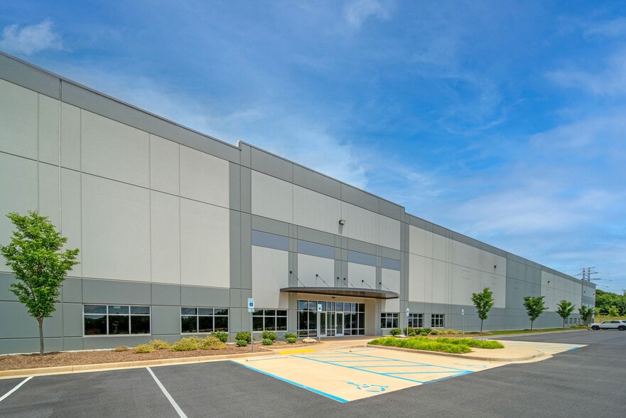 Primary Photo Of 250 Wilson Bridge Rd, Fountain Inn Warehouse For Lease