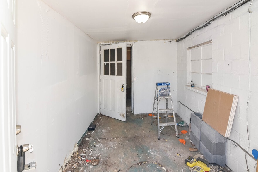 More Photos Of 128 S Philadelphia Blvd, Aberdeen Apartments For Sale