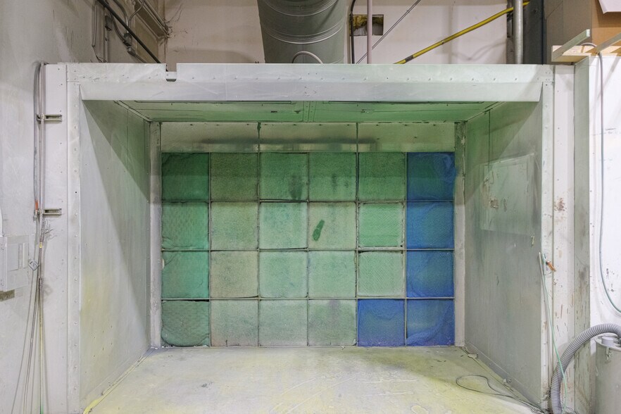More Photos Of 1620-1720 W Airway Rd, Lebanon Manufacturing For Sale