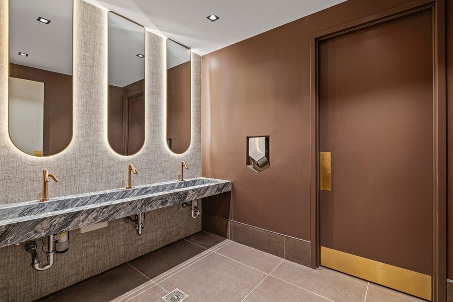 More Photos Of 33 Route 59, Monsey Office For Lease