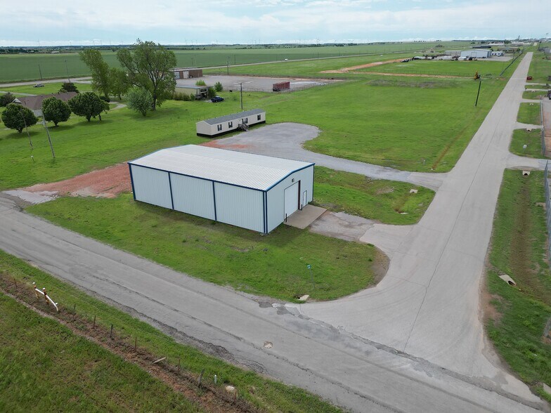 More Photos Of 201 Airport Road, Hinton Flex For Sale