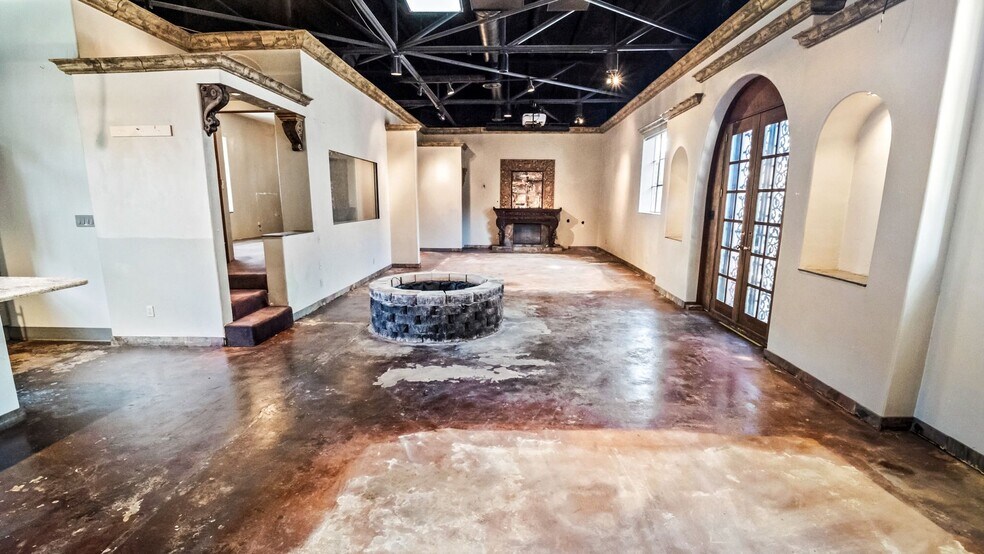 More Photos Of 4635 E Anaheim St, Long Beach Office Residential For Sale