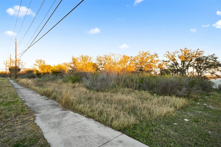 More Photos Of 2715 Hunter Rd, San Marcos Land For Sale