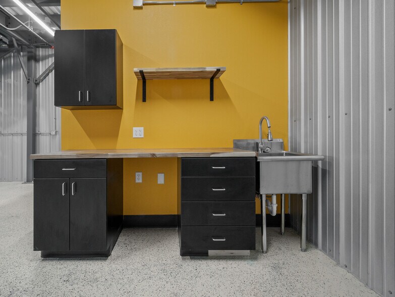 More Photos Of 2000 S 15th St, Laramie Industrial For Sale