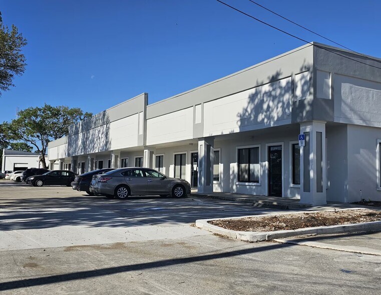 More Photos Of , Jacksonville Flex For Sale