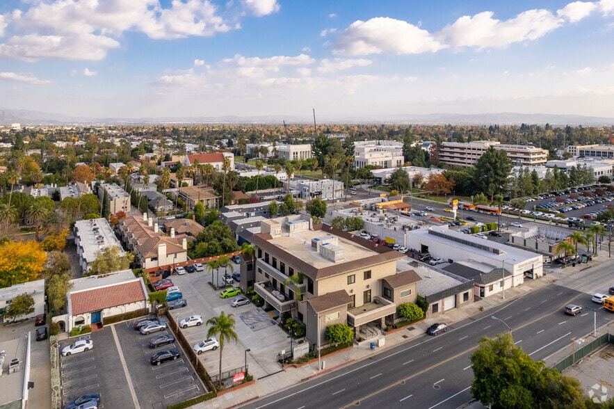More Photos Of 50 N Hill Ave, Pasadena Office For Sale