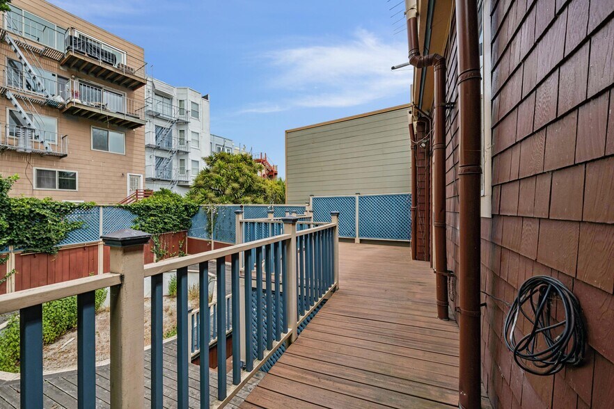 More Photos Of 19 Danvers St, San Francisco Apartments For Sale