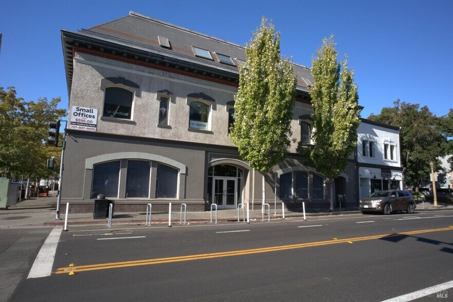 More Photos Of 555 5th St, Santa Rosa Office For Lease