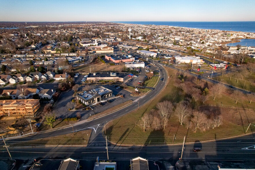 More Photos Of 1519 Richmond Ave, Point Pleasant Restaurant For Sale