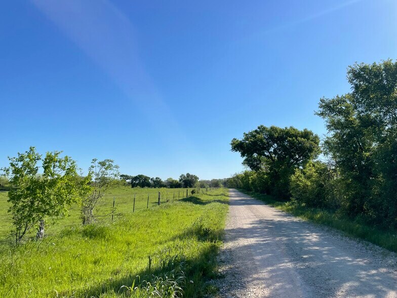 More Photos Of 1127 Lcr 607, Groesbeck Land For Sale