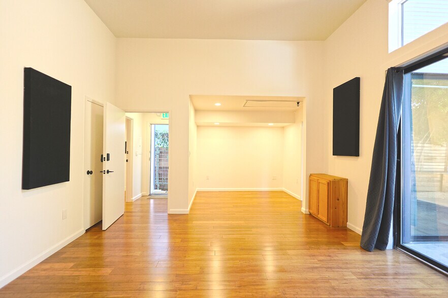 More Photos Of 2035-2037 Ashby Ave, Berkeley Storefront Retail Residential For Sale