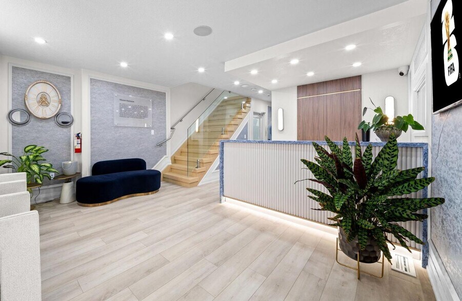 More Photos Of 6461 Mayfield Rd, Brampton Office For Sale