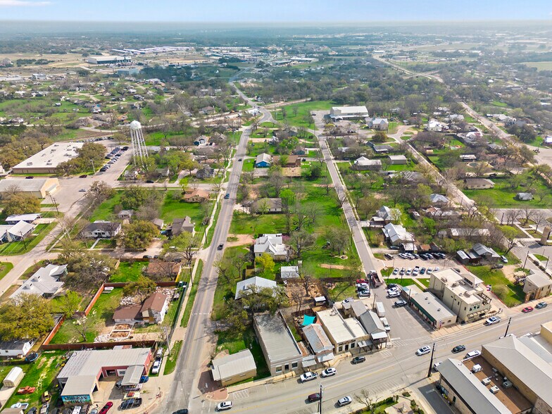 More Photos Of 3303 Ranch Road 1869, Liberty Hill Specialty For Sale