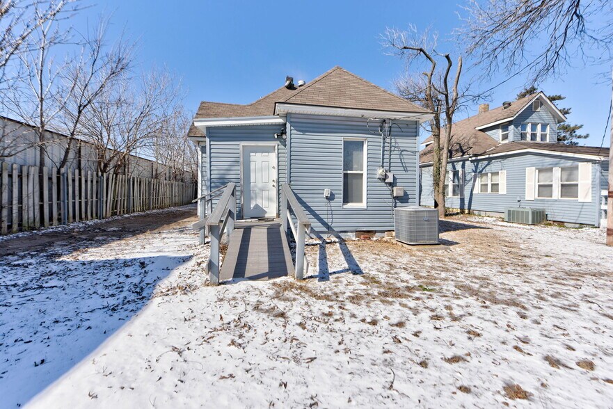 More Photos Of , El Reno Office For Sale