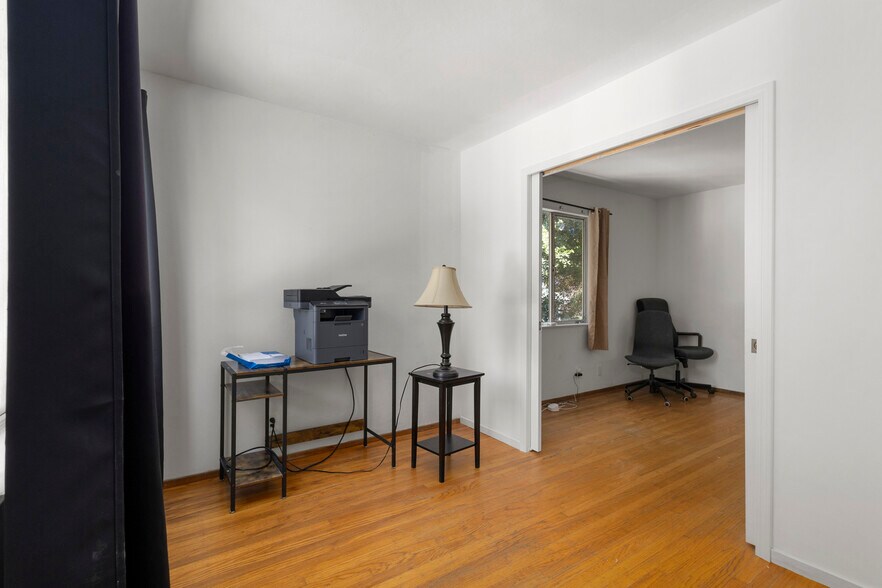 More Photos Of 2003-2005 Berkeley Way, Berkeley Apartments For Sale