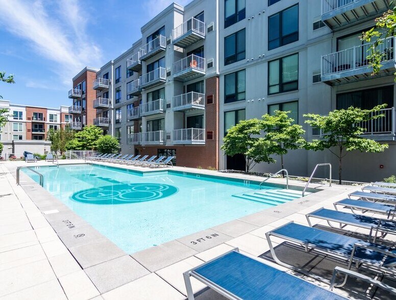 More Photos Of 121 Towne St, Stamford Apartments For Lease