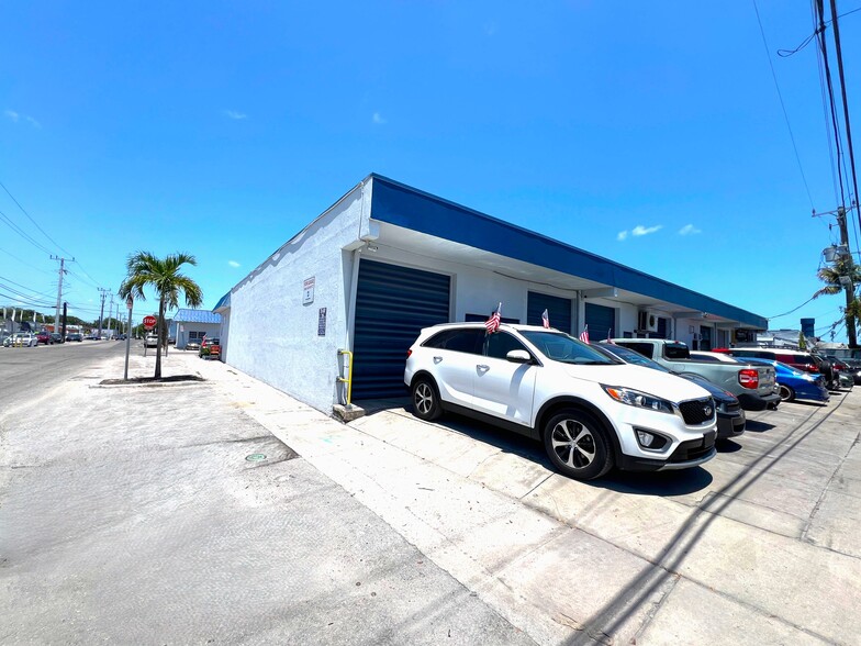 More Photos Of 5790 Rodman St, Hollywood Warehouse For Lease