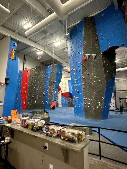 More Photos Of 333 Preston Ave, Voorhees Health Club For Sale