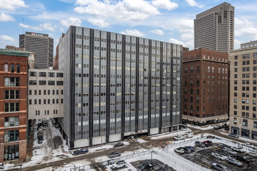 More Photos Of 1015-1023 Locust St, Saint Louis Office For Sale