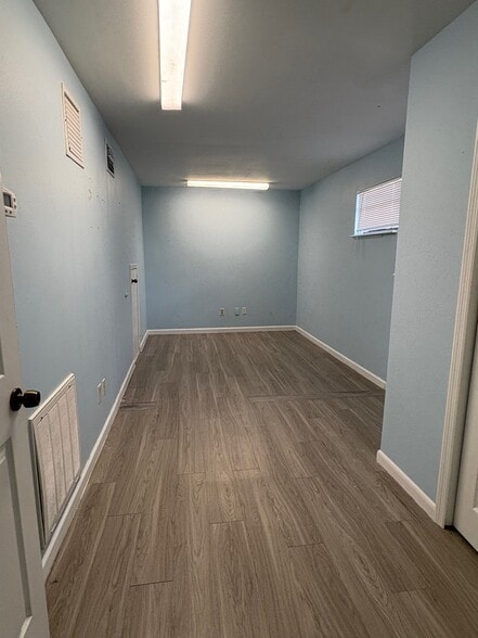 More Photos Of 6105 Memorial Hwy, Tampa Office For Lease