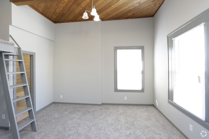 More Photos Of 3227 Central St, Kansas City Apartments For Sale