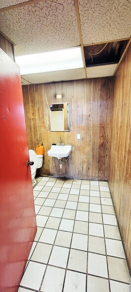 More Photos Of 6099 FM 2767, Tyler Industrial For Lease