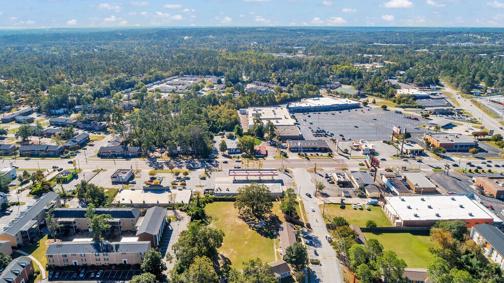 More Photos Of 3221 Wrightsboro Rd, Augusta Freestanding For Lease