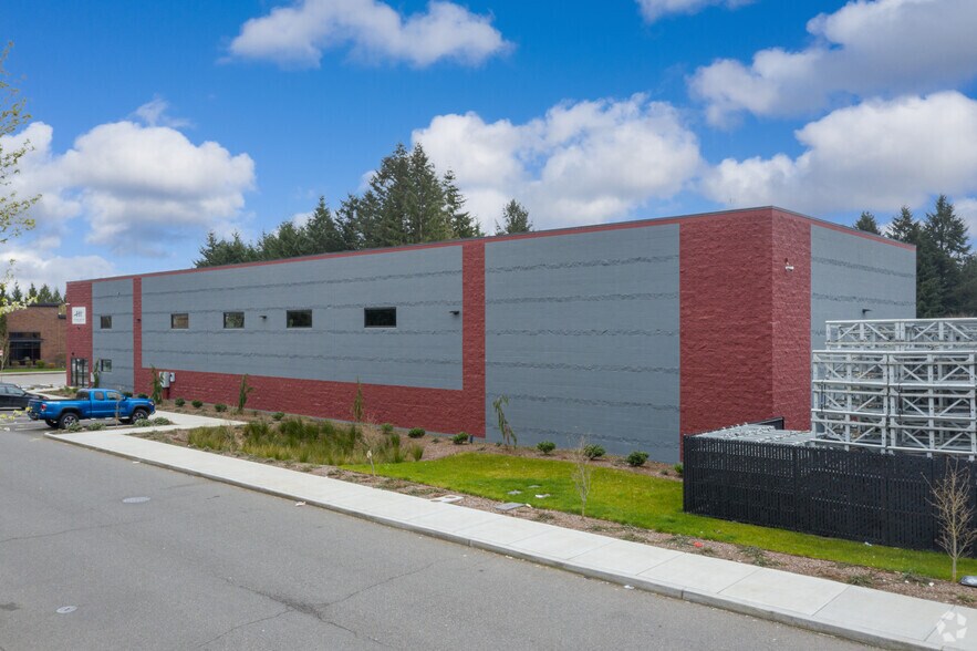 More Photos Of 15710 NE 65th St, Vancouver Warehouse For Lease