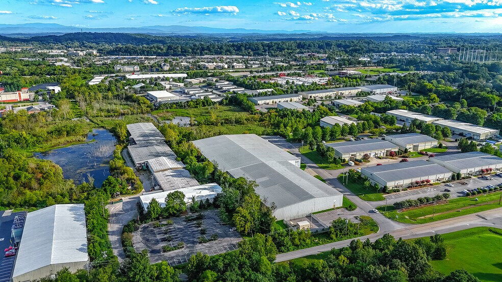 More Photos Of 700 Dalen Ln, Knoxville Distribution For Lease