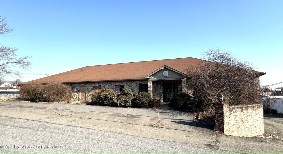 More Photos Of 624 Fellows St, Scranton Office For Lease