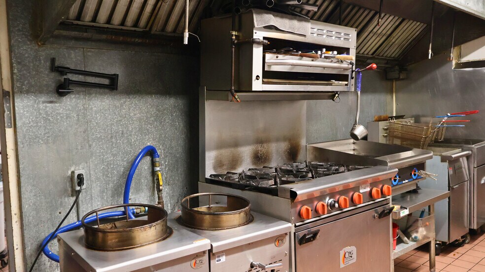 More Photos Of 103 W Main St, Annville Restaurant For Sale