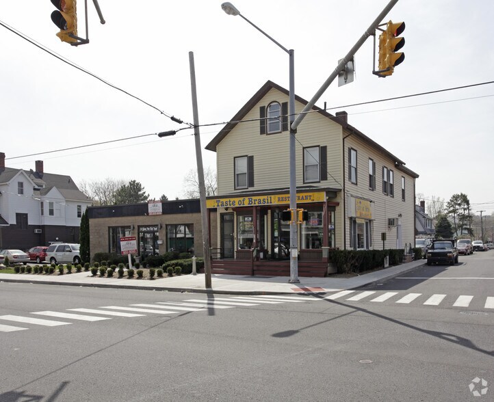Primary Photo Of 165-167 Main St, Norwalk, Ct, Norwalk Storefront Retail Residential For Sale