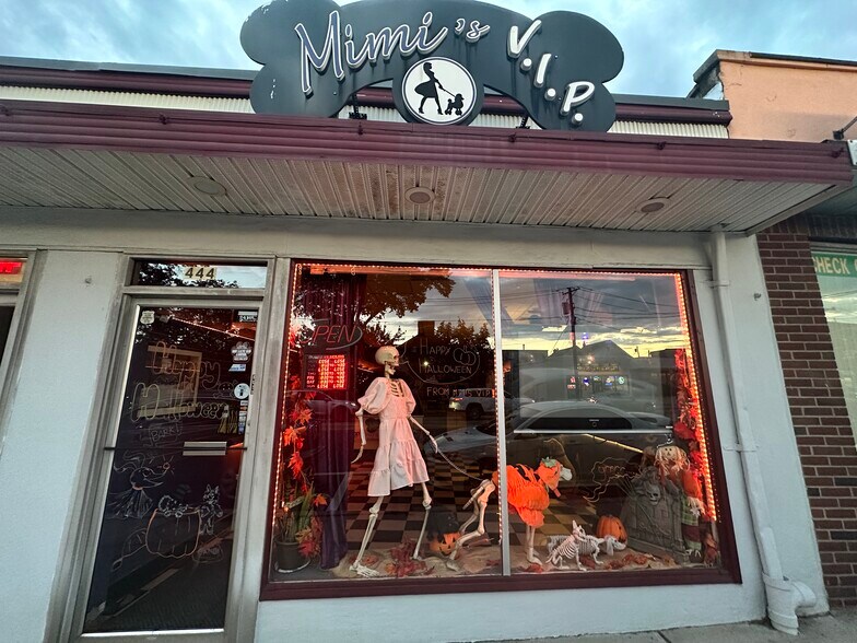 More Photos Of 450 Boulevard, Hasbrouck Heights General Retail For Sale