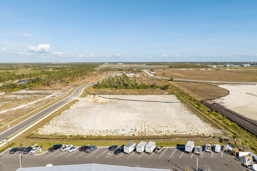More Photos Of 8950 Alico Trade Center, Fort Myers Land For Lease