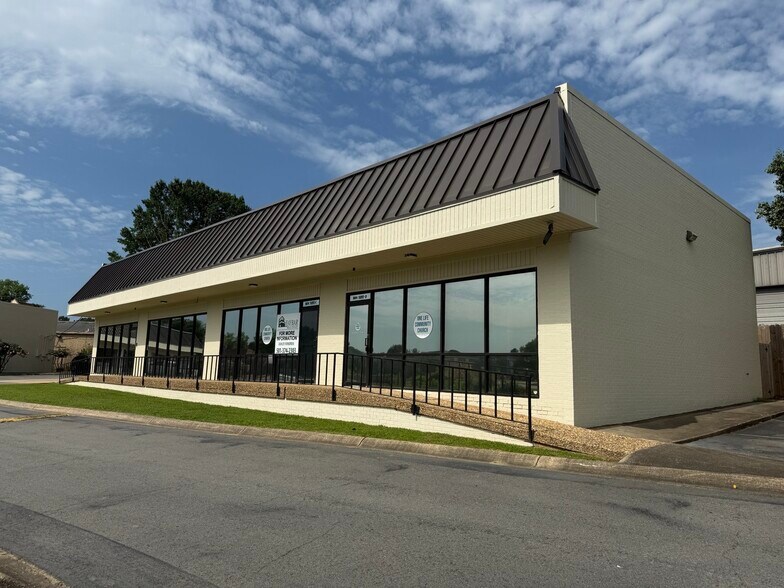 More Photos Of 1604 Merrill Dr, Little Rock Office For Lease