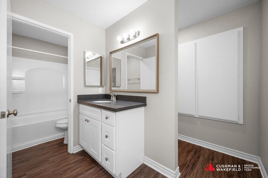 More Photos Of 16972 Lynn Ln, Huntington Beach Apartments For Sale