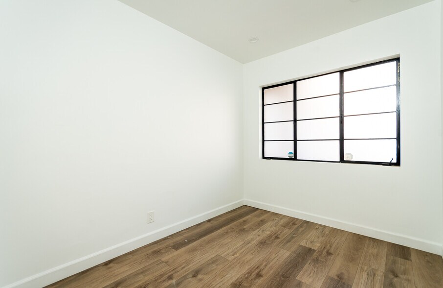 More Photos Of 2028 Lake Ave, Altadena Medical For Lease