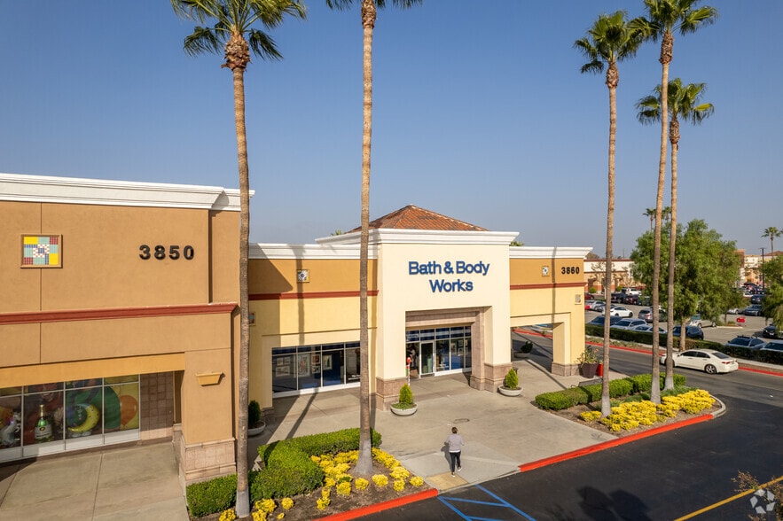 More Photos Of 3808-3860 Grand Ave, Chino Unknown For Lease