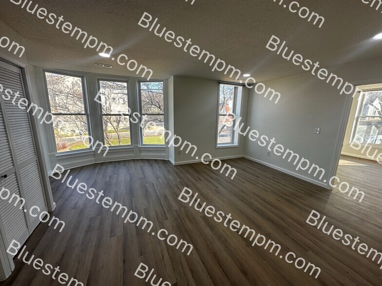 More Photos Of 1115 Felix St, Saint Joseph Apartments For Sale